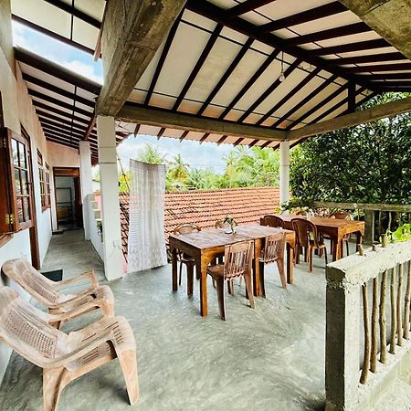Sanithu Homestay And Villa Галле Экстерьер фото