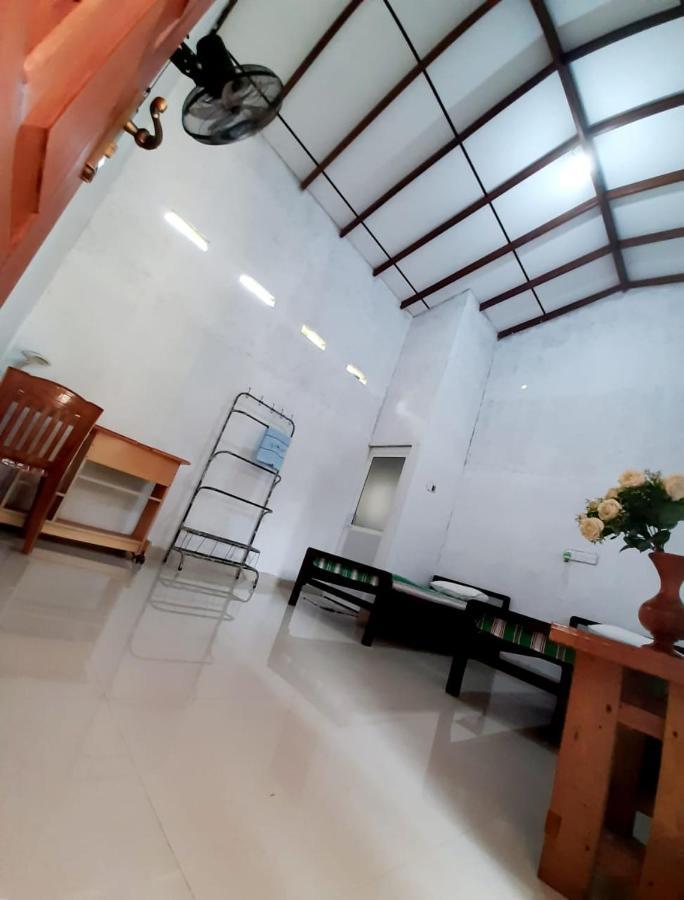 Sanithu Homestay And Villa Галле Экстерьер фото