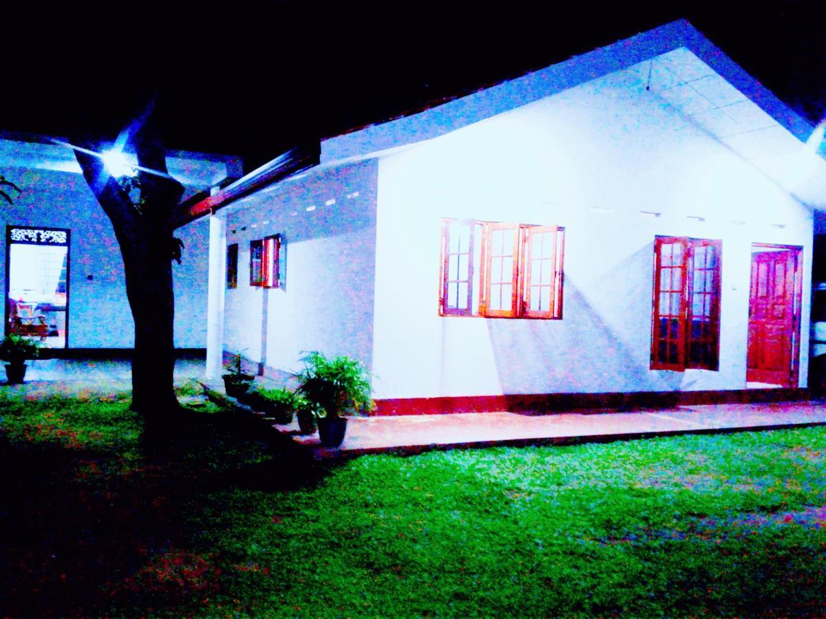 Sanithu Homestay And Villa Галле Экстерьер фото